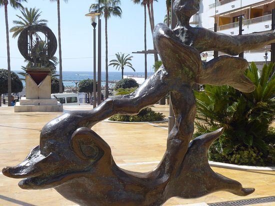 las esculturas de Dalí