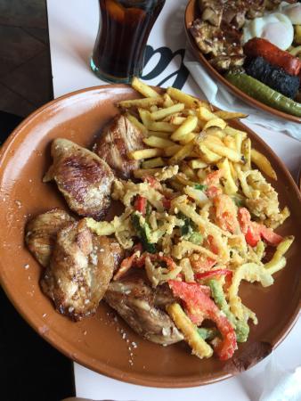Hombre Lobo Grill