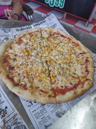 Ernie's Pizza