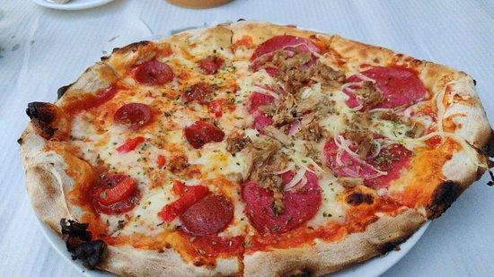 Asador & Pizzeria Entre Fuegos